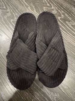 Black Ribbed Crossband House Slippers size 7 New