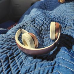 Beats Wireless Solo 3 Rose Gold