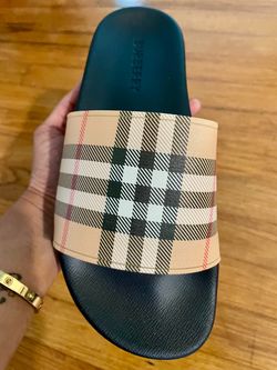 Women’s slides -Size 8