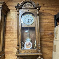 Antique Howard Miller Wall Clock