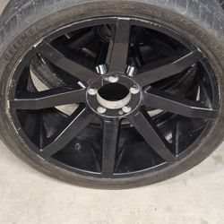 24 Inch XD Rims set of 4 with tires 