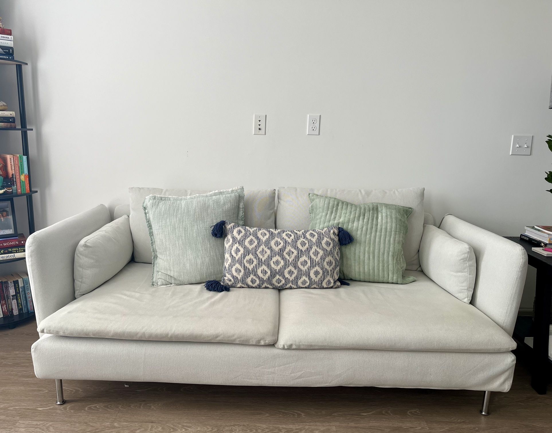 Grey Couch Includes Pillows 