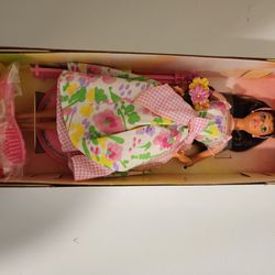 Barbie Spring Petals Doll Avain Special Edition 1996