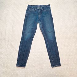 Levi Signature Totally Shaping Skinny Jeans W27 L28