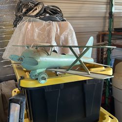 Metal Airplane