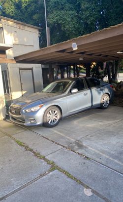 2015 Infiniti Q50