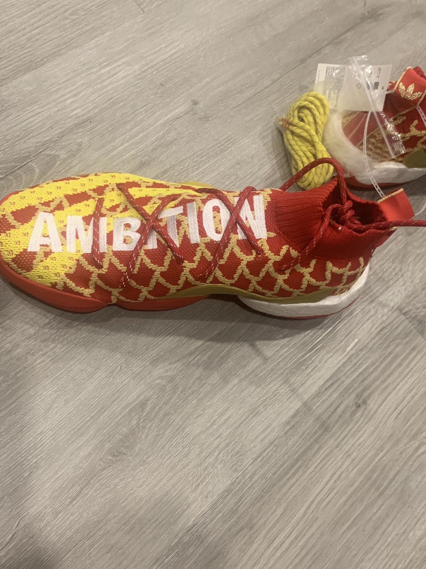 Shoes Adidas Pharrell Williams BYW Crazy New Year