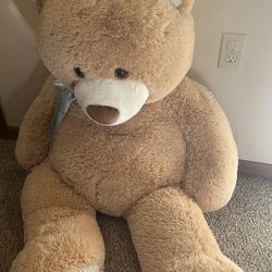 Giant Stuffed Bear
