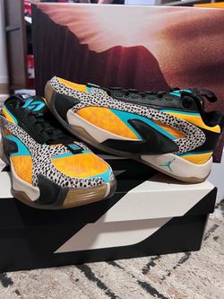 Jordan Low-Top Basketball Sneakers Safari Print