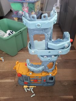 LITTLE TIKES KINGDOM BUILDERS