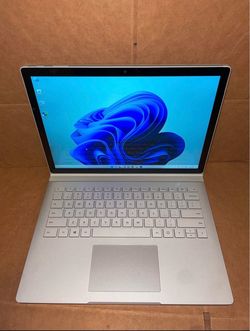 Microsoft Surface Book 2 13.5”. Core i7-8650 @ 1.90GHz. 8GB. 256GB. 2GB GTX 1050