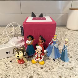Toniebox With 6 Tonies 