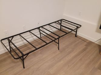Twin size collapsible bed frame