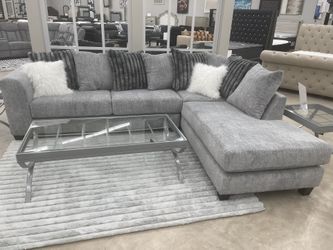⨠Stylish Sectional Couch ā On Sale
