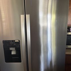 Whirlpool Fridge Silver