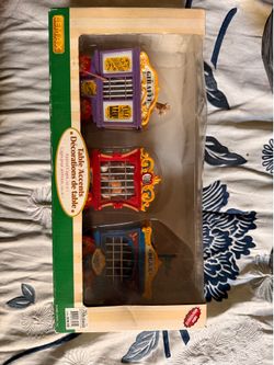 LEMAX Village Collection