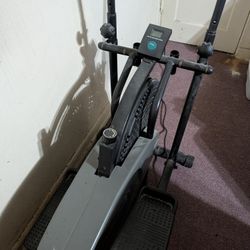 Elliptical Trainer 