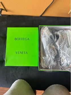 Sliver Bottegas Veneta