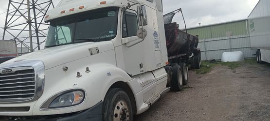 2004 camion con traila