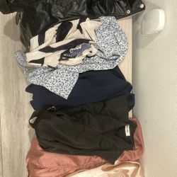 Women’s Clothes Size Small