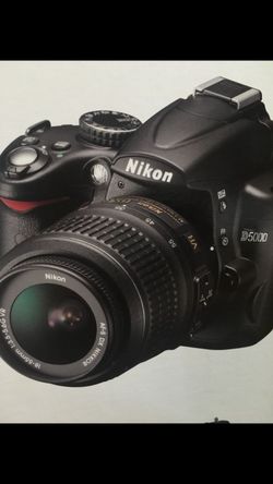 Nikon D5000