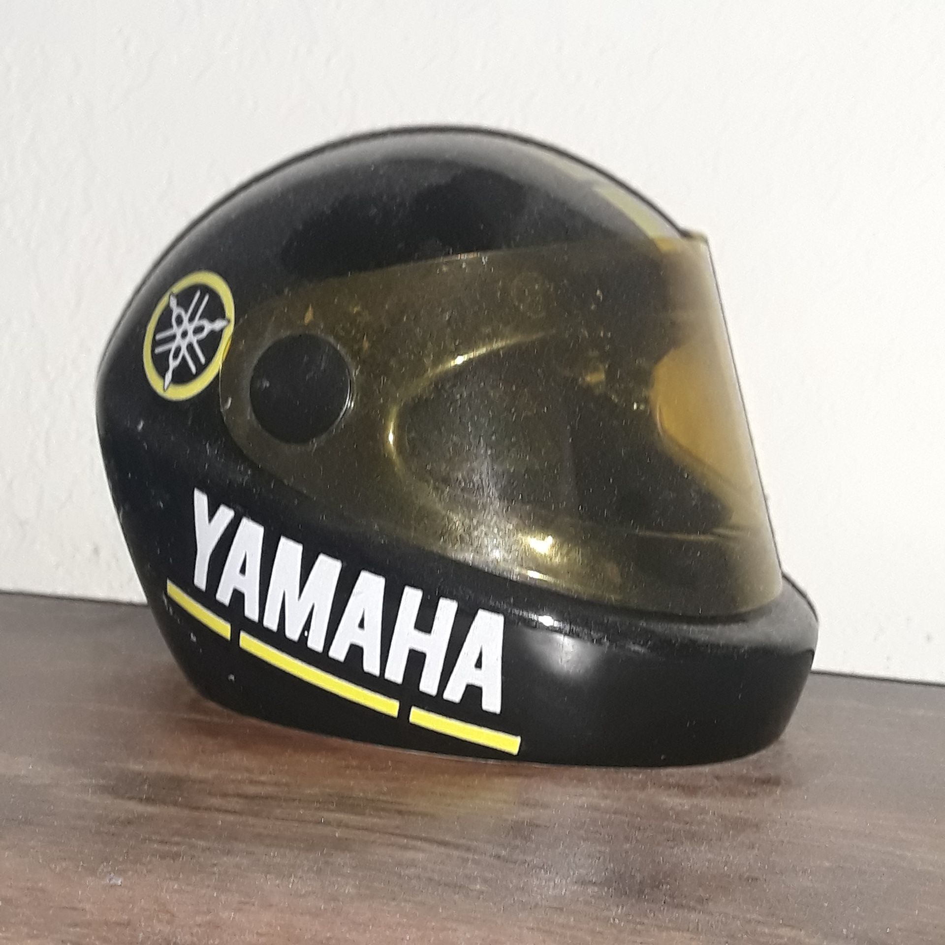 Home Decor Ash Tray Yamaha Motorcycle Helmet