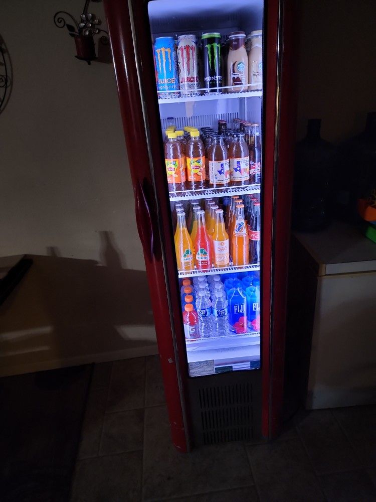 Retro Coca Cola Refrigerator 7ft