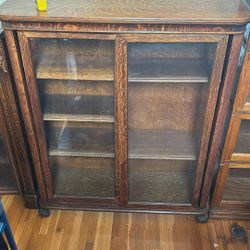 Medium Cabinet