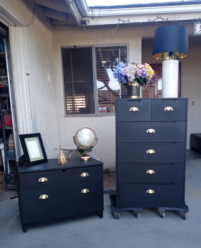 6 Drawer Upright Dresser With 2 Drawer Dresserette - Black With Gold