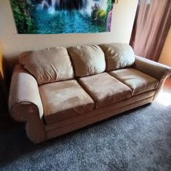 Microfiber Beige Couch In Very Good Condition , No Pets And No Smoke 