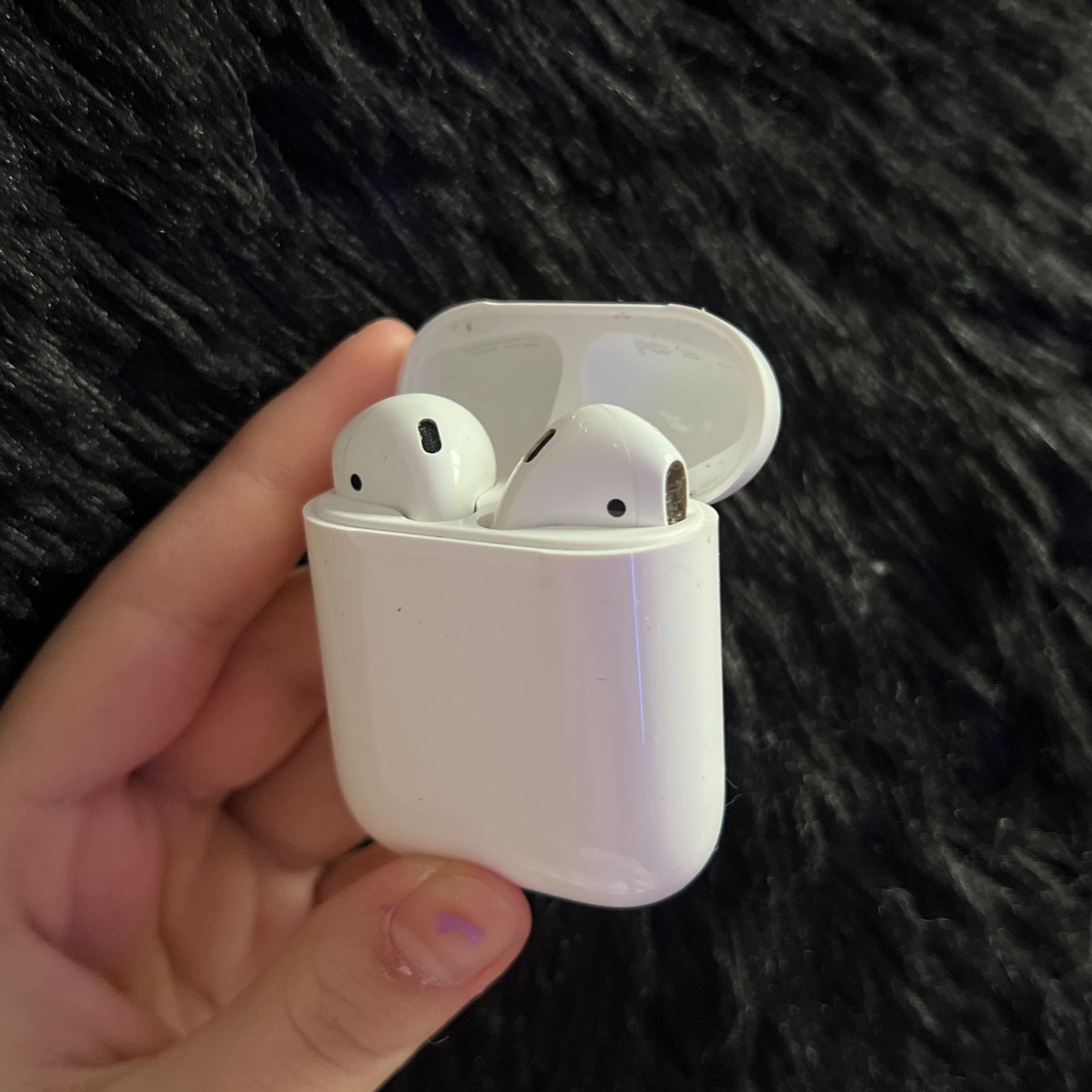 AirPods