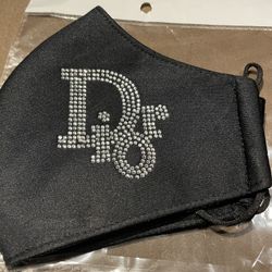 Dior mask very sturdy very durable