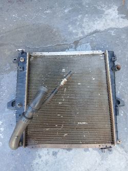 1998/ 2002 ford ranger v6 radiator