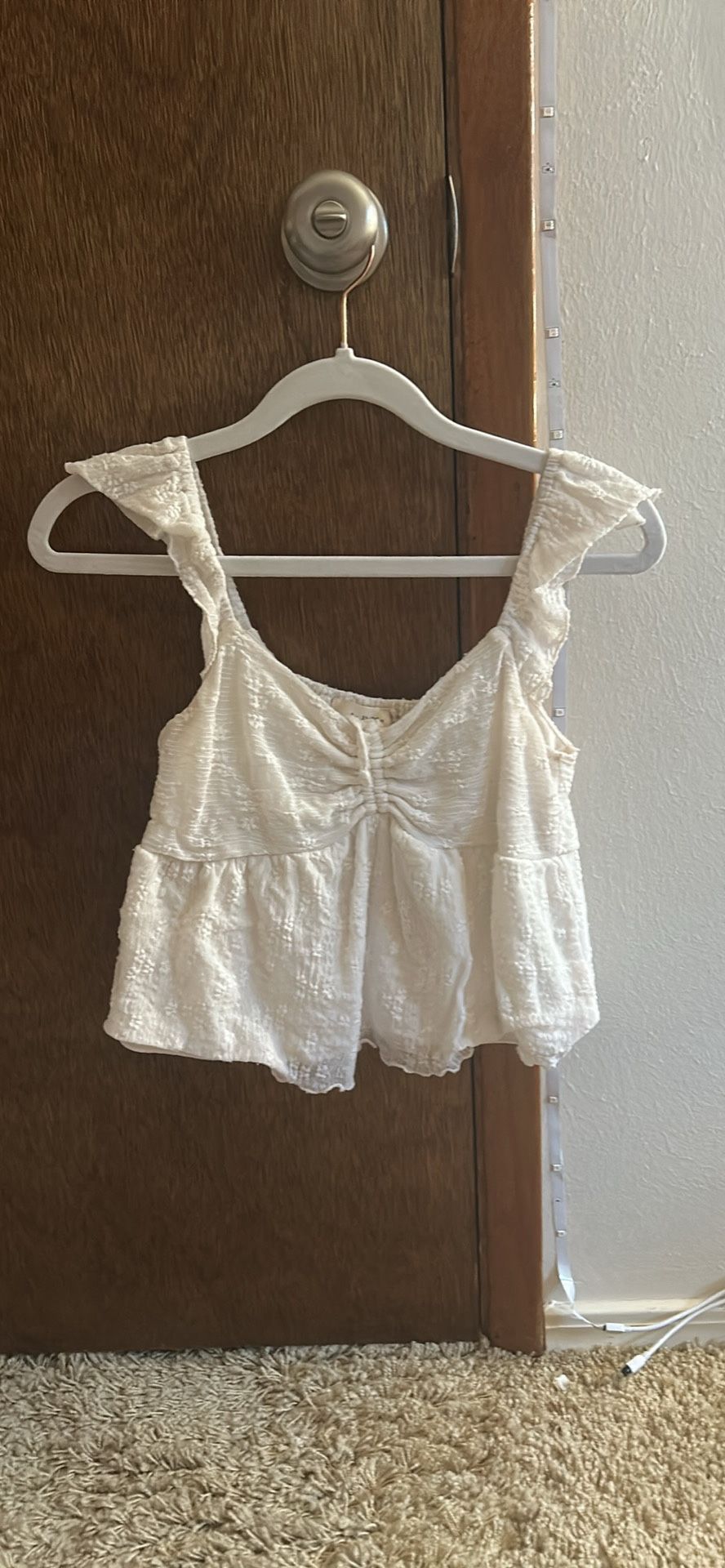 Women’s cream tank top