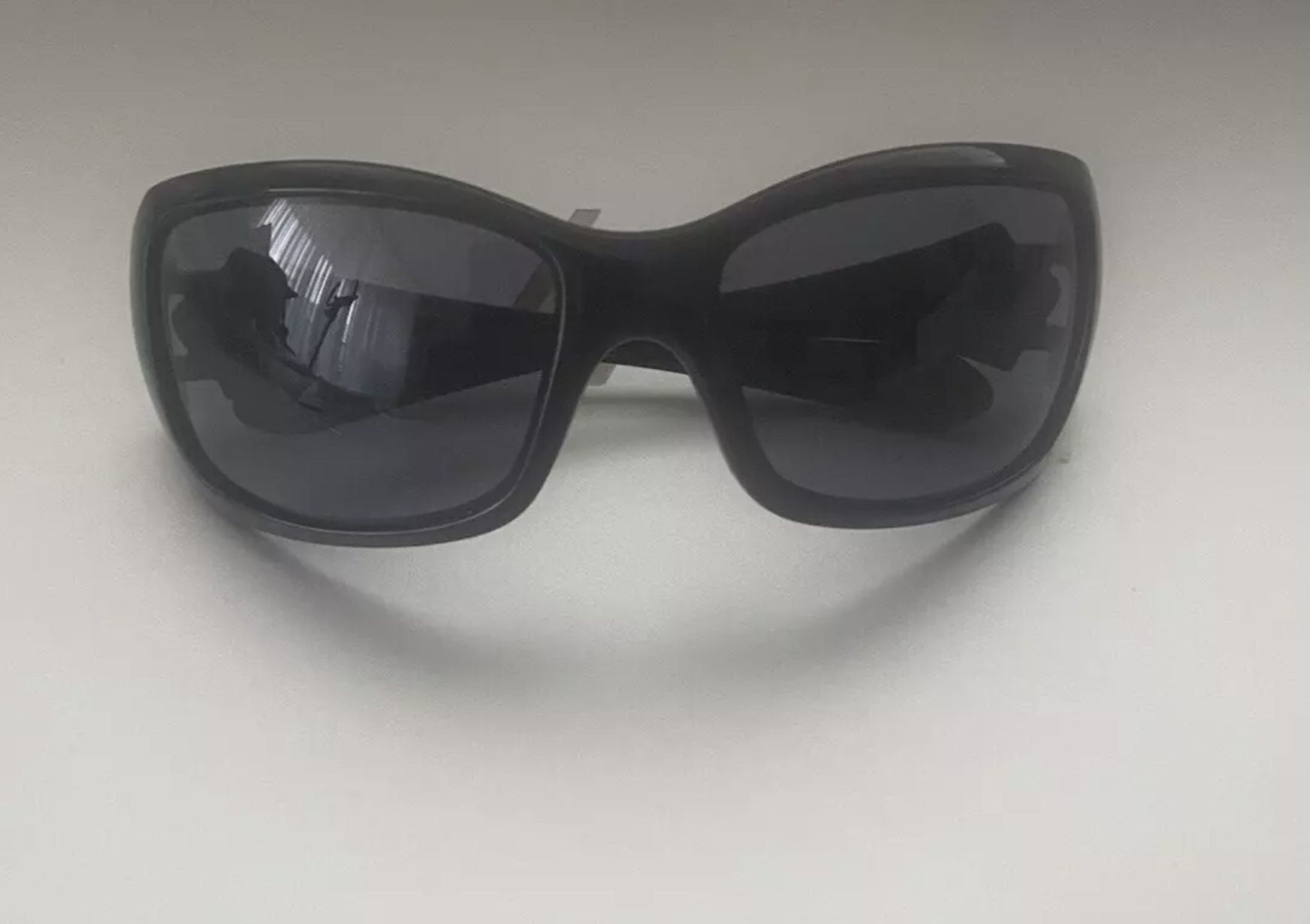 Oakley RAVISHING 24-038 61-17 Polished Black /Skull Roses Polarized Sunglasses