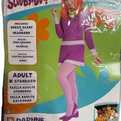 Daphne Scooby-Doo women’s Medium (8-10) Halloween Custome 3 Pc Set New with tags, made china, purple, includes dress, scarf, and headband
