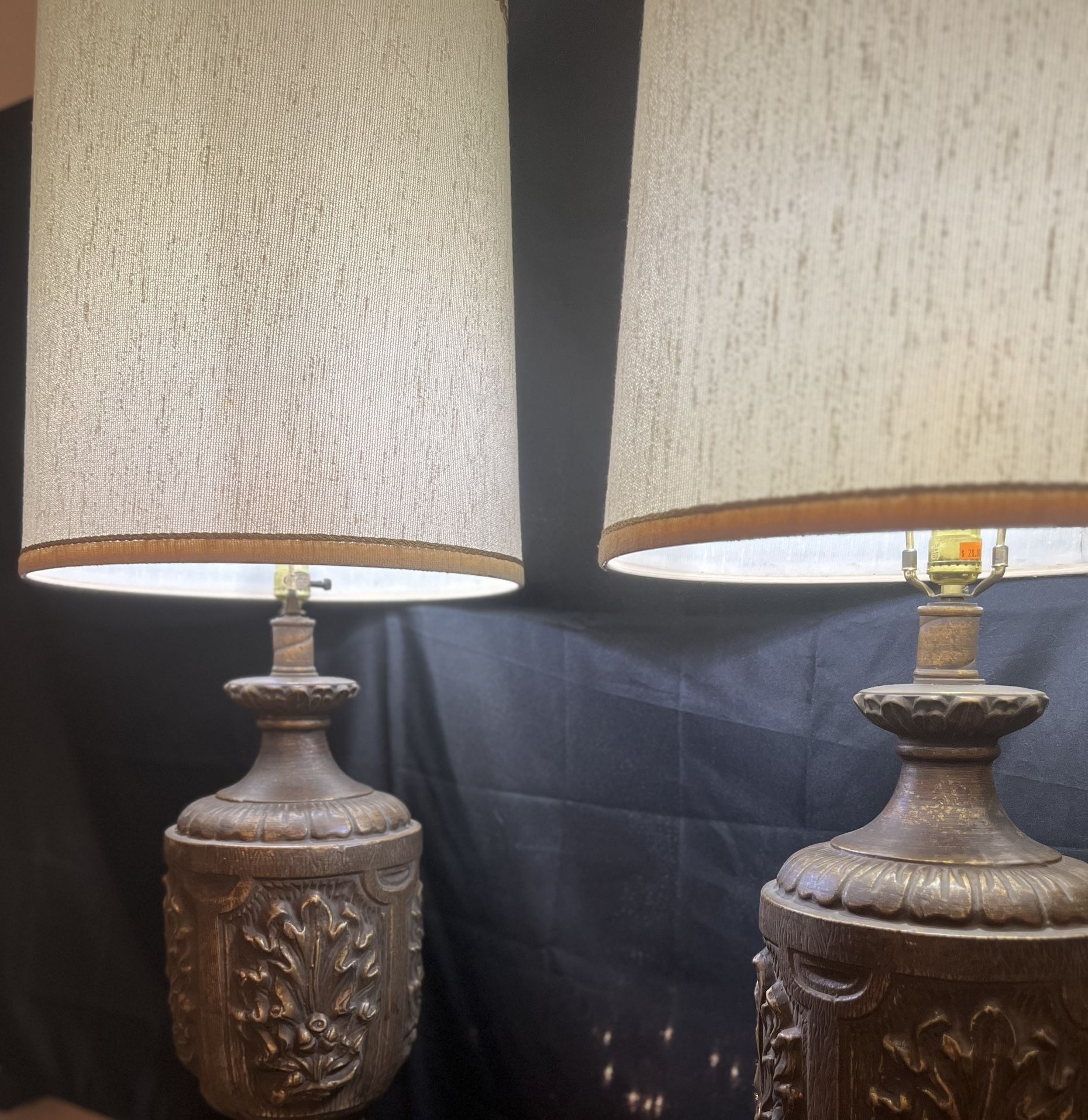 Matching Lamps And End Tables