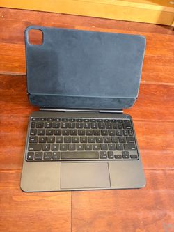 Apple keyboard for iPad Pro 11 inches M4 and M5 model + pencil Pro