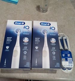 Oral B iO Series 2, Toothbrush,  Oral-B, Oral -B, Series 2, iO Series 2,  oral b,