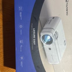 Vankyo Projector