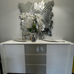 Buffet Table And Mirror