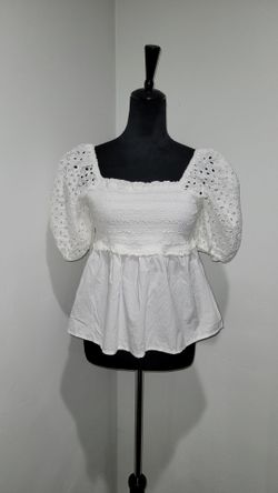 American Eagle Cotton Eyelet Babydoll Top. Women's Size Large Excellent Condition PRICE Is Firm Cash Only
