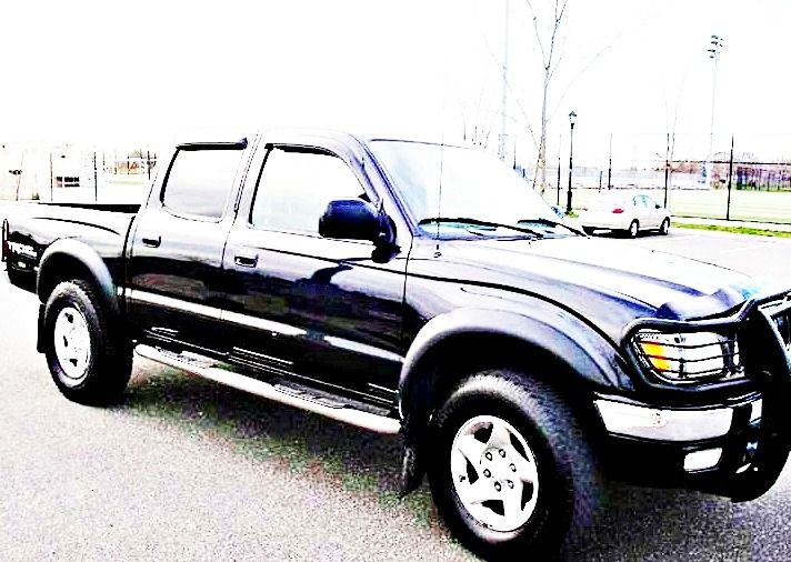 ֆ14OO 4WD Toyota Tacoma 4WD