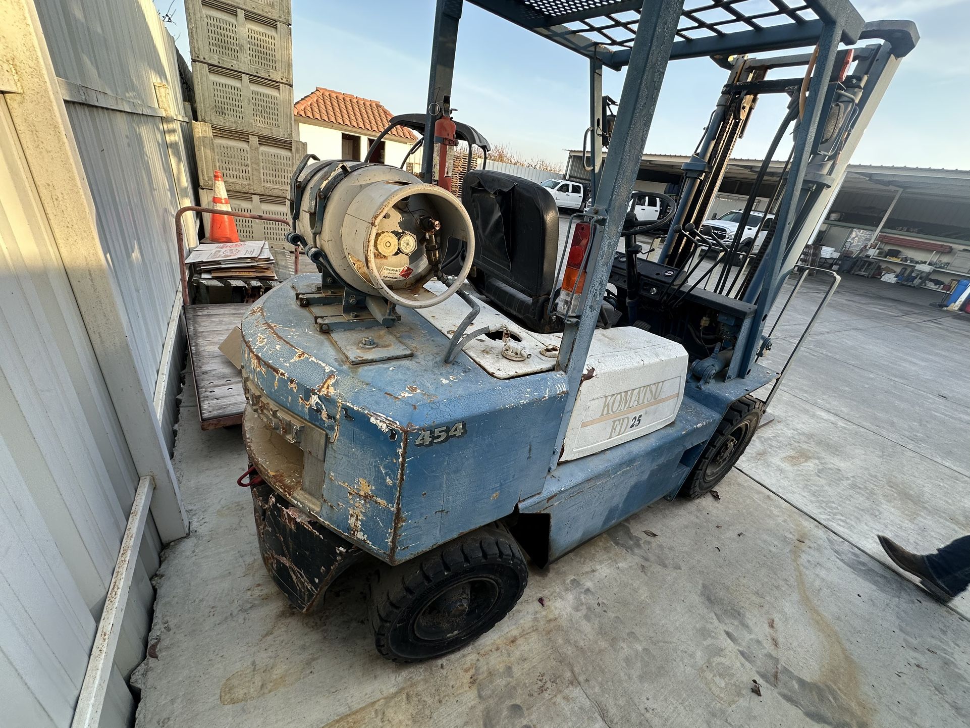 Forklift