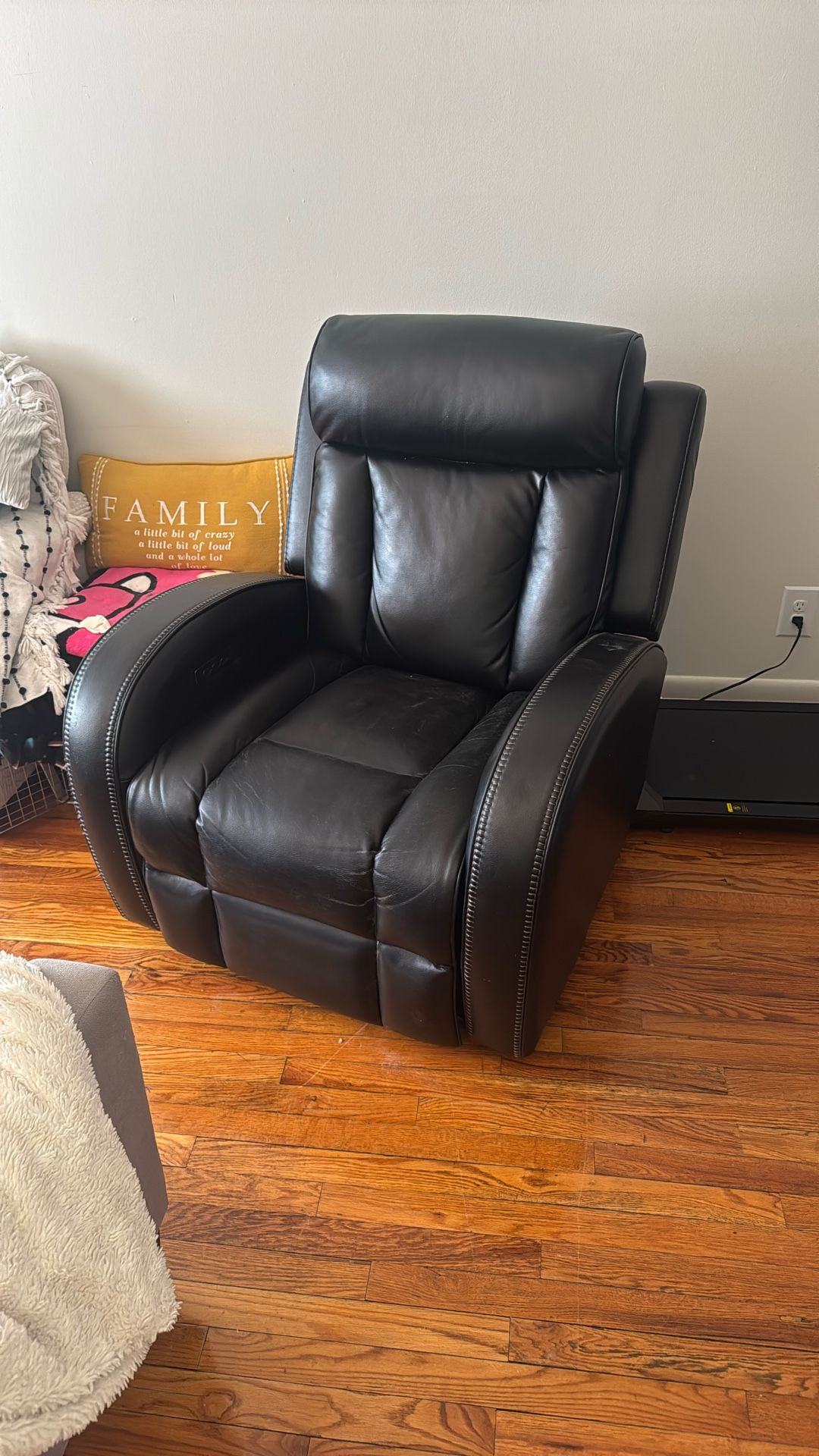 Black Tuxedo Leather Power Recliner- New