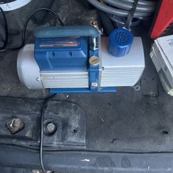 Vacuum pump 
