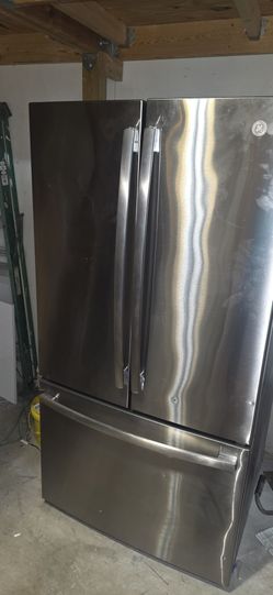 New Refrigerator 36" stainless steel brand General Electric