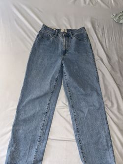 Universal Thread Light Blue Denim Jeans