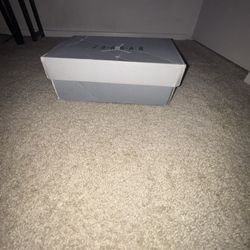 Cool grey Jordan 11s women’s size 8 