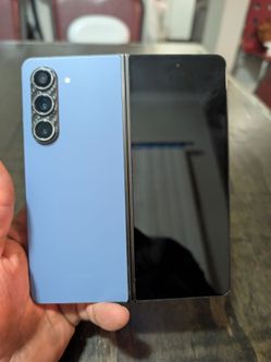 Samsung galaxy fold 5 (500gb)